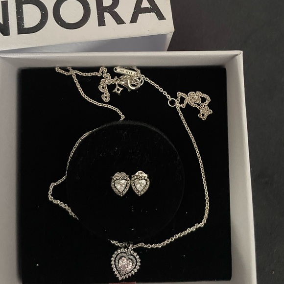 Pandora heart necklace & earring set - Picture 2 of 4